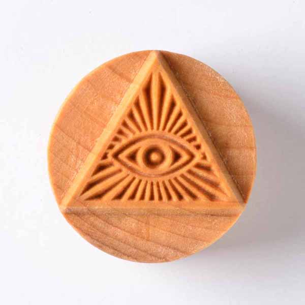 4 cm Pyramid Eye 