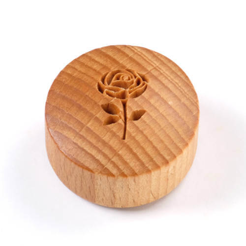 CT (4 cm) design 041 Rose with Stem. 